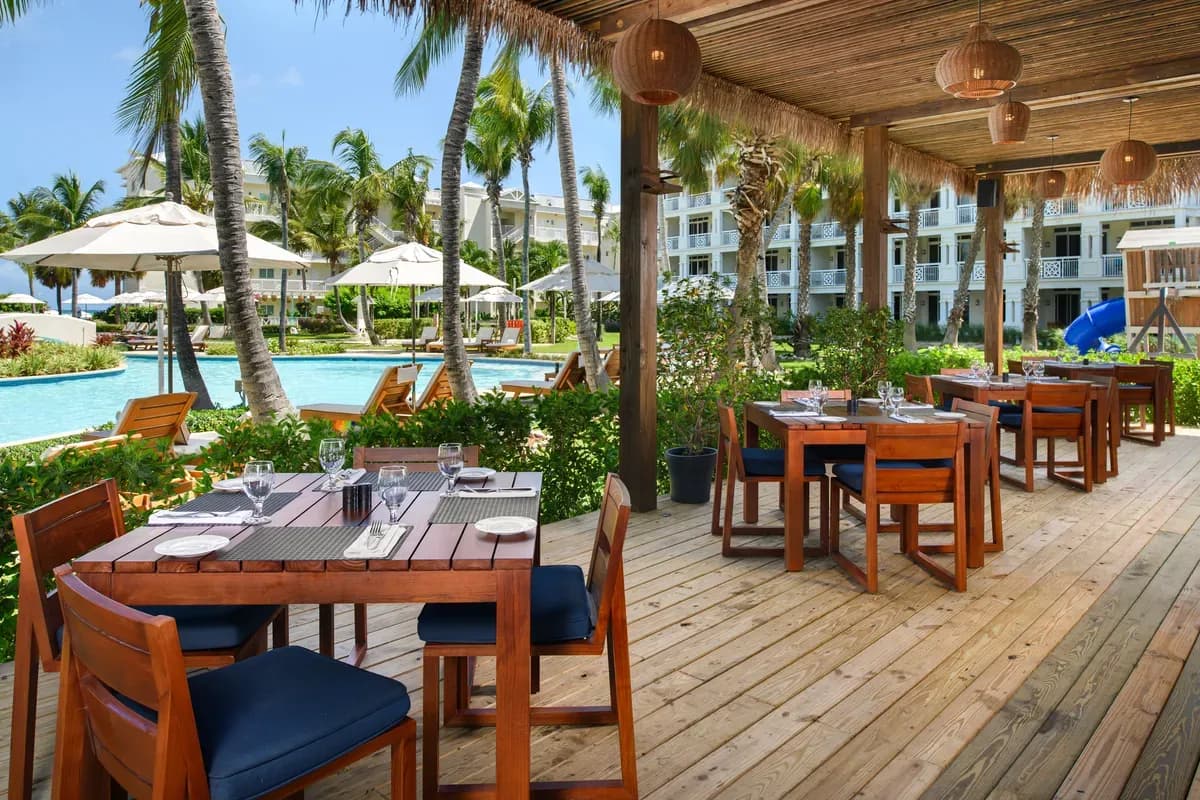 Alexandra Resort - Image 4