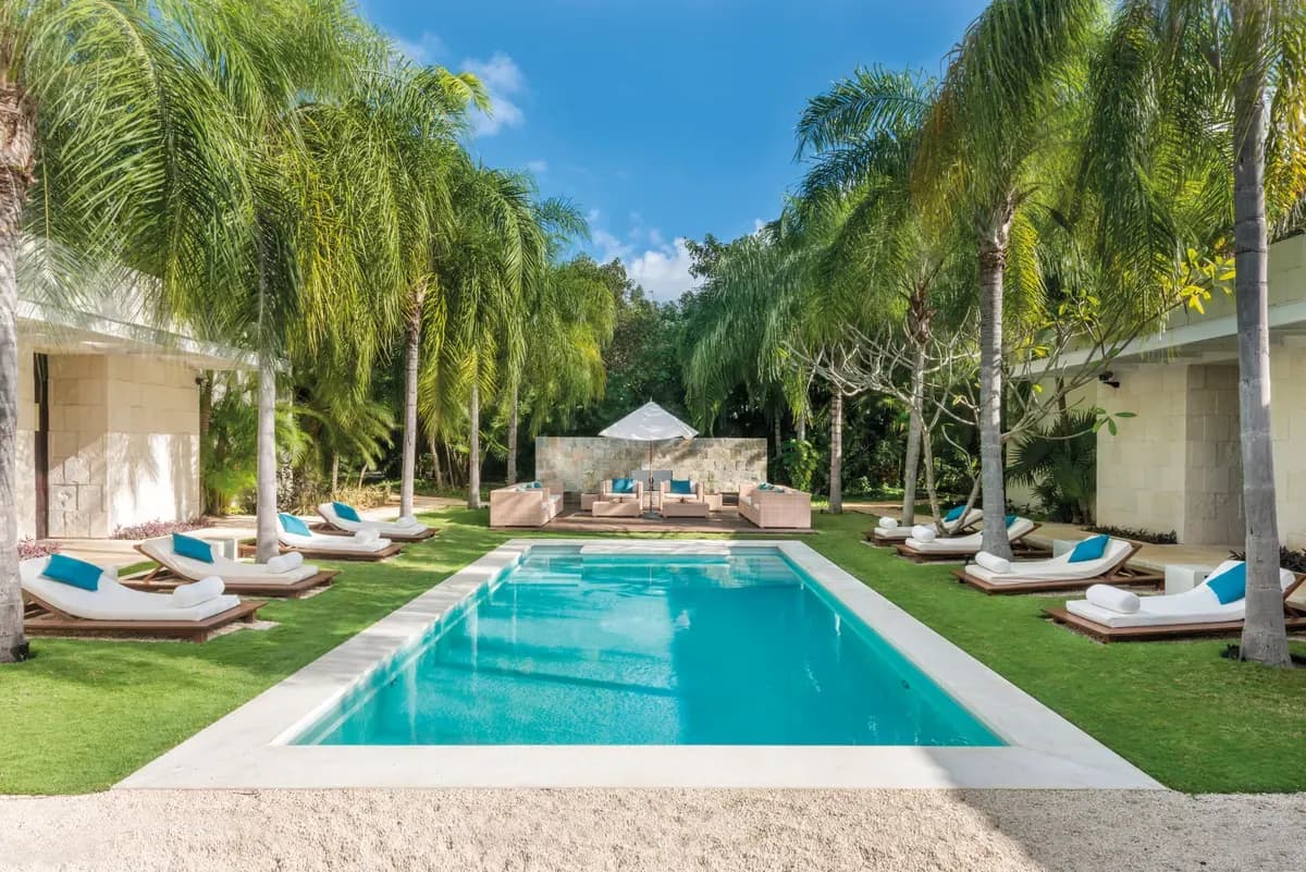 Blue Diamond Luxury Boutique Hotel - Image 2