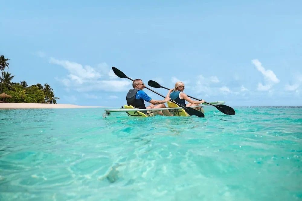 ROBINSON MALDIVES - Image 8