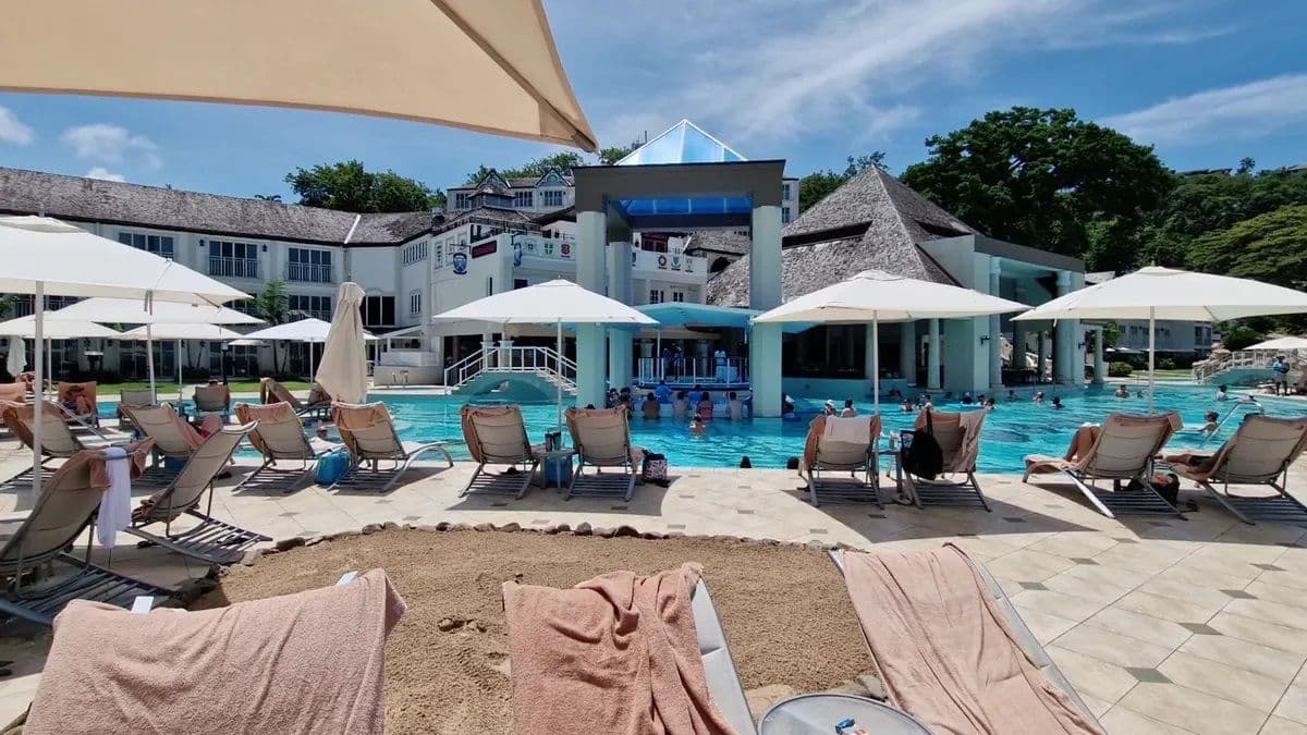 Sandals Regency La Toc - Image 6