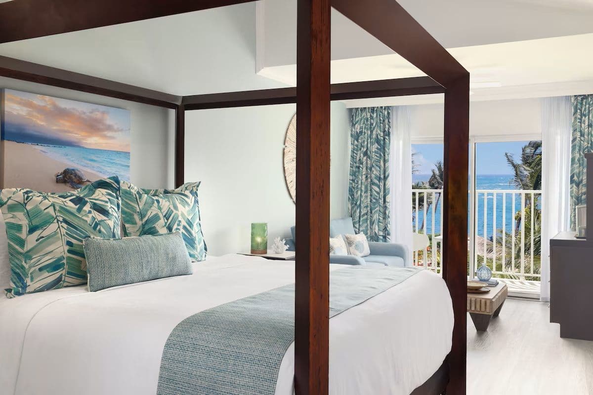 Coconut Bay Beach Resort & Spa - Image 4