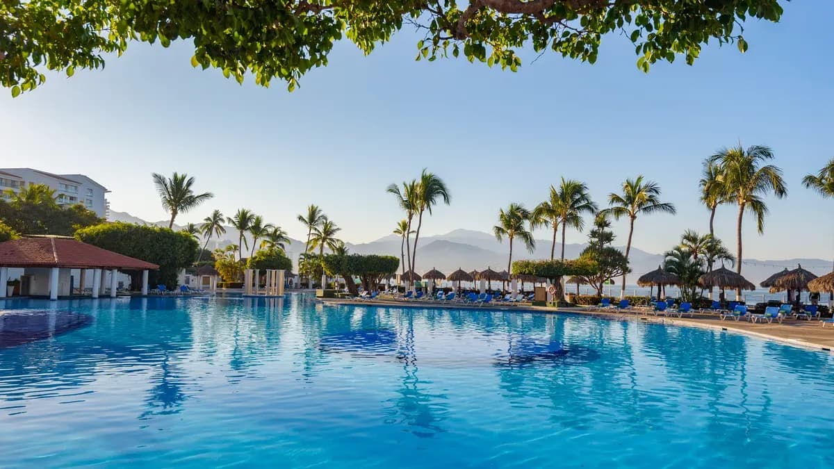 Meliá Puerto Vallarta - Image 3