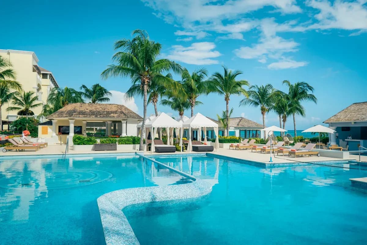 JOIA Rose Hall by Iberostar - Image 2