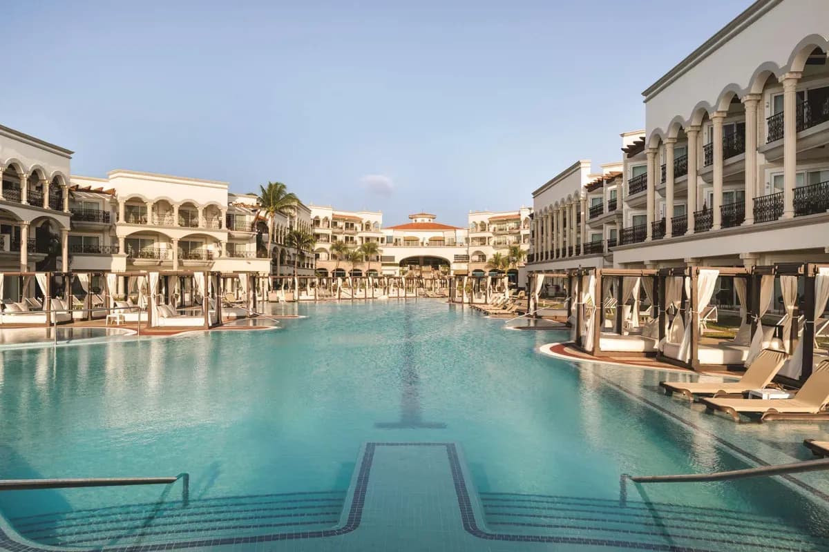 Hyatt Vivid Playa del Carmen - Image 1