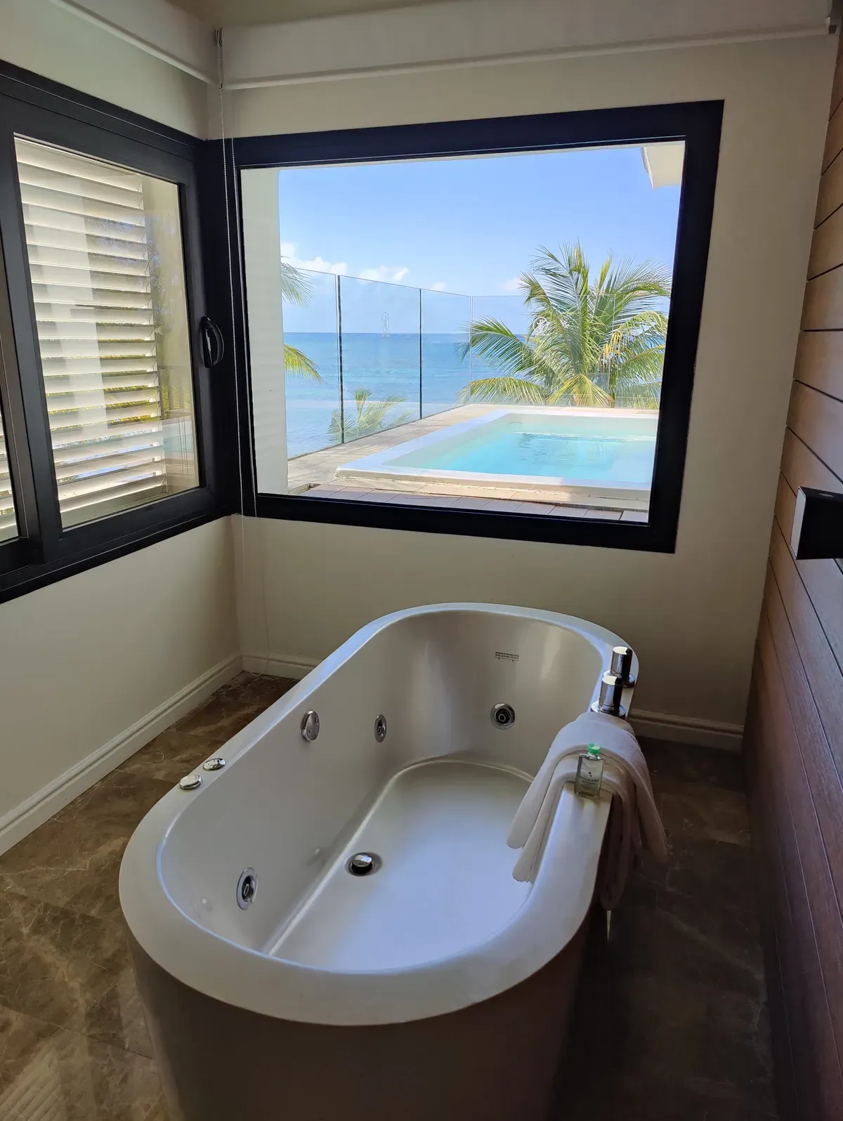 Excellence Oyster Bay - Image 6