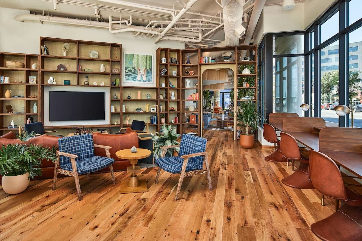 Catbird Hotel - Image 1