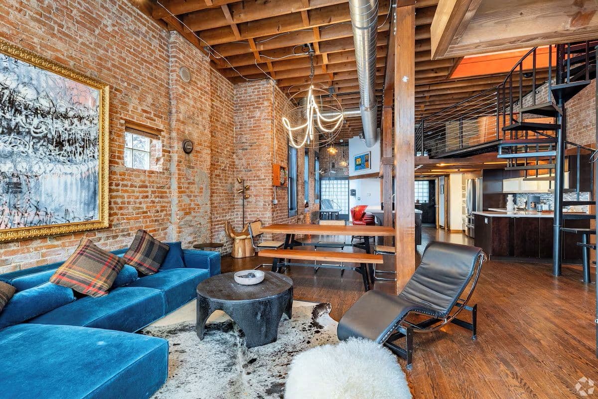 Catbird Hotel - Image 4