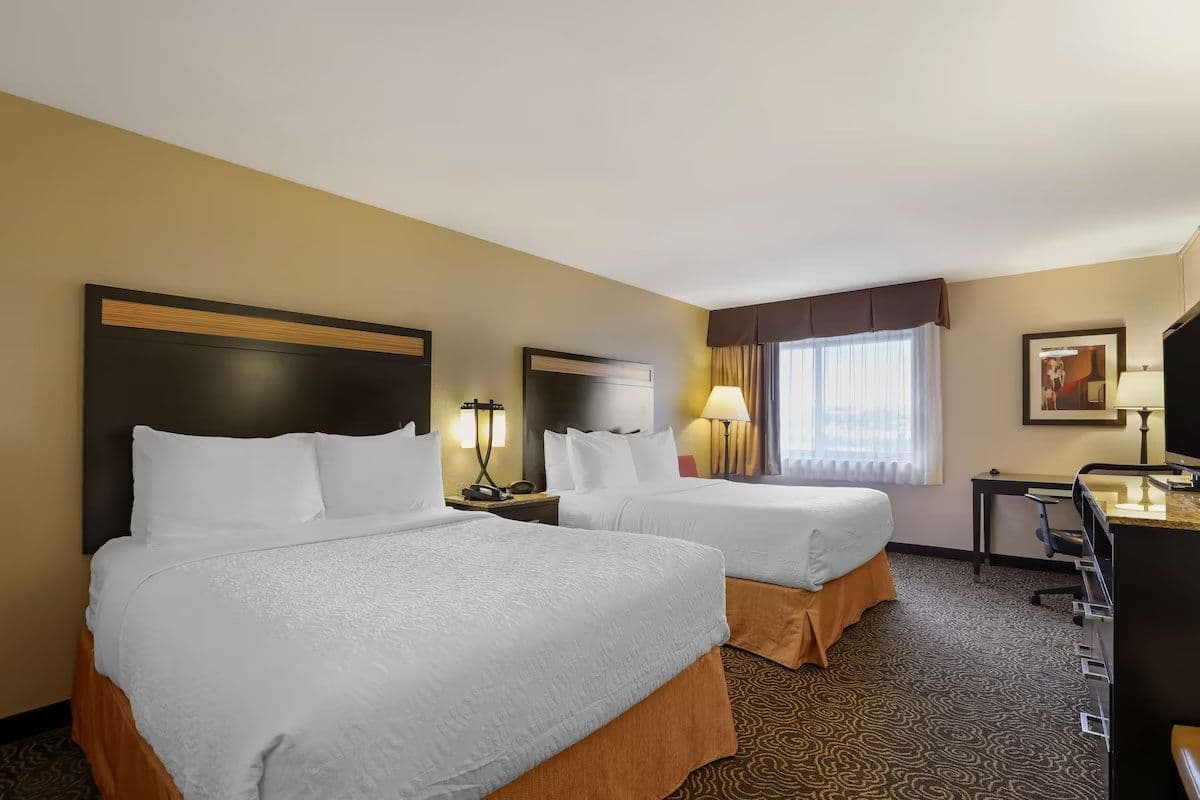 Best Western Plus Castle Rock - Image 6