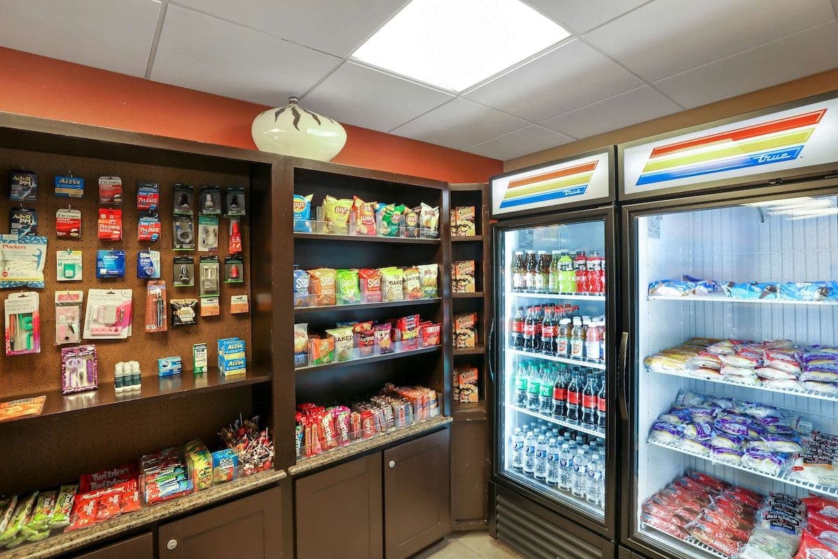 Best Western Plus Castle Rock - Image 7
