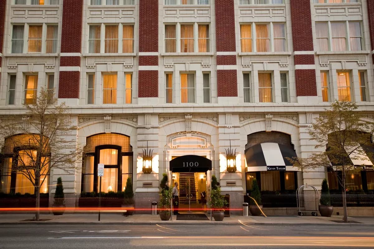 Hotel Teatro - Image 1