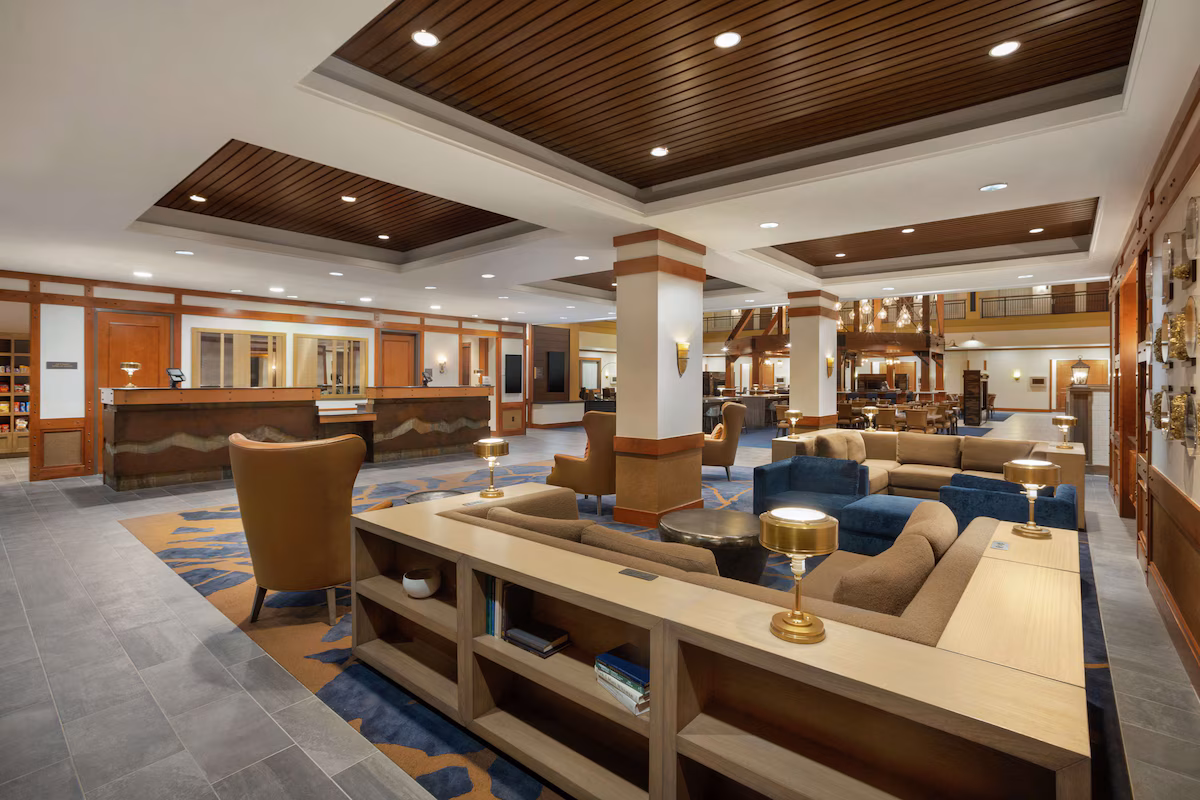 Embassy Suites by Hilton Denver International Airport - Image 2