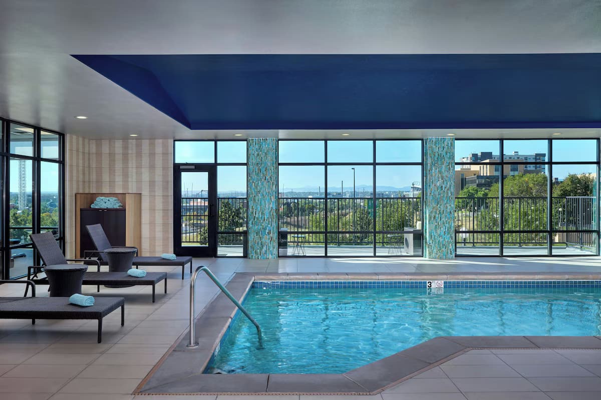 Fairfield Inn & Suites by Marriott Denver Downtown - Image 2