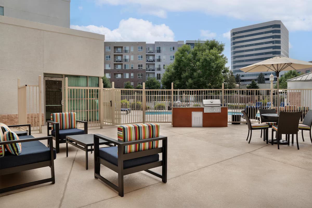 Hampton Inn & Suites Denver Tech Center - Image 8