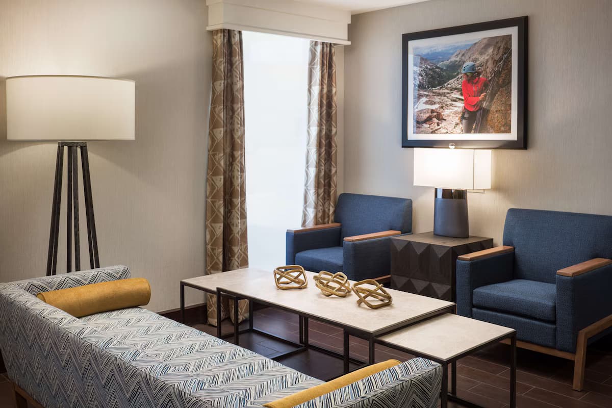 Hampton Inn Denver - West/Golden - Image 2