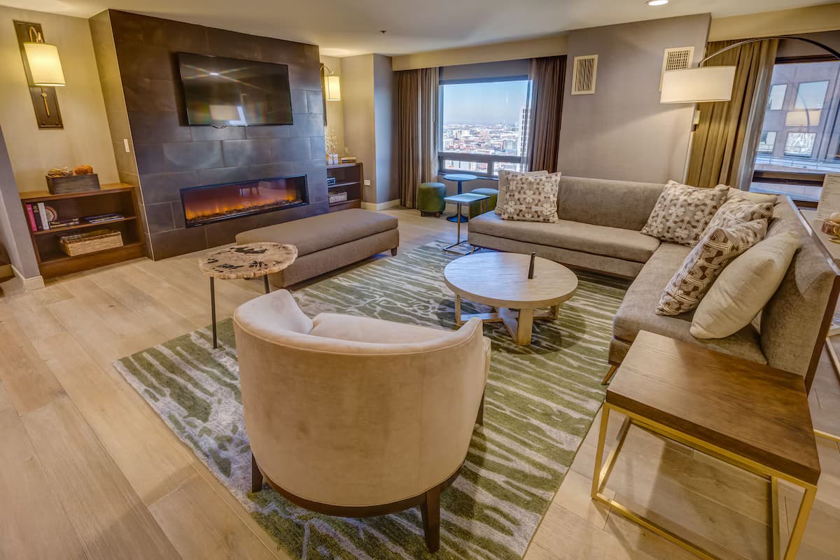 Hilton Denver City Center - Image 5