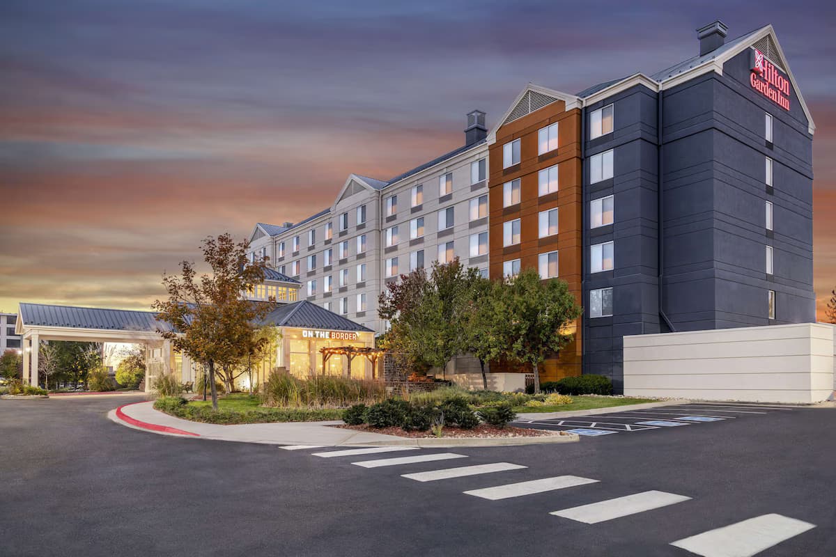 Hilton Garden Inn Denver Airport - Image 1