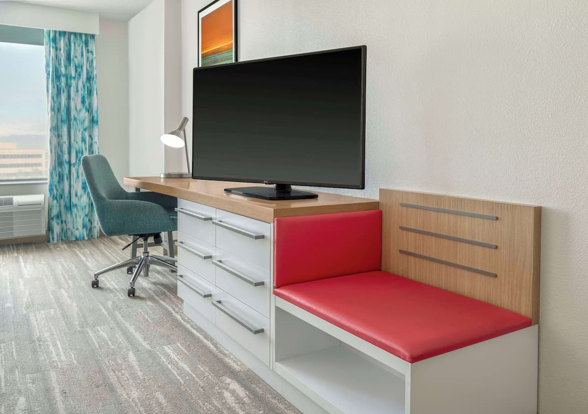 Hilton Garden Inn Denver Airport - Image 5