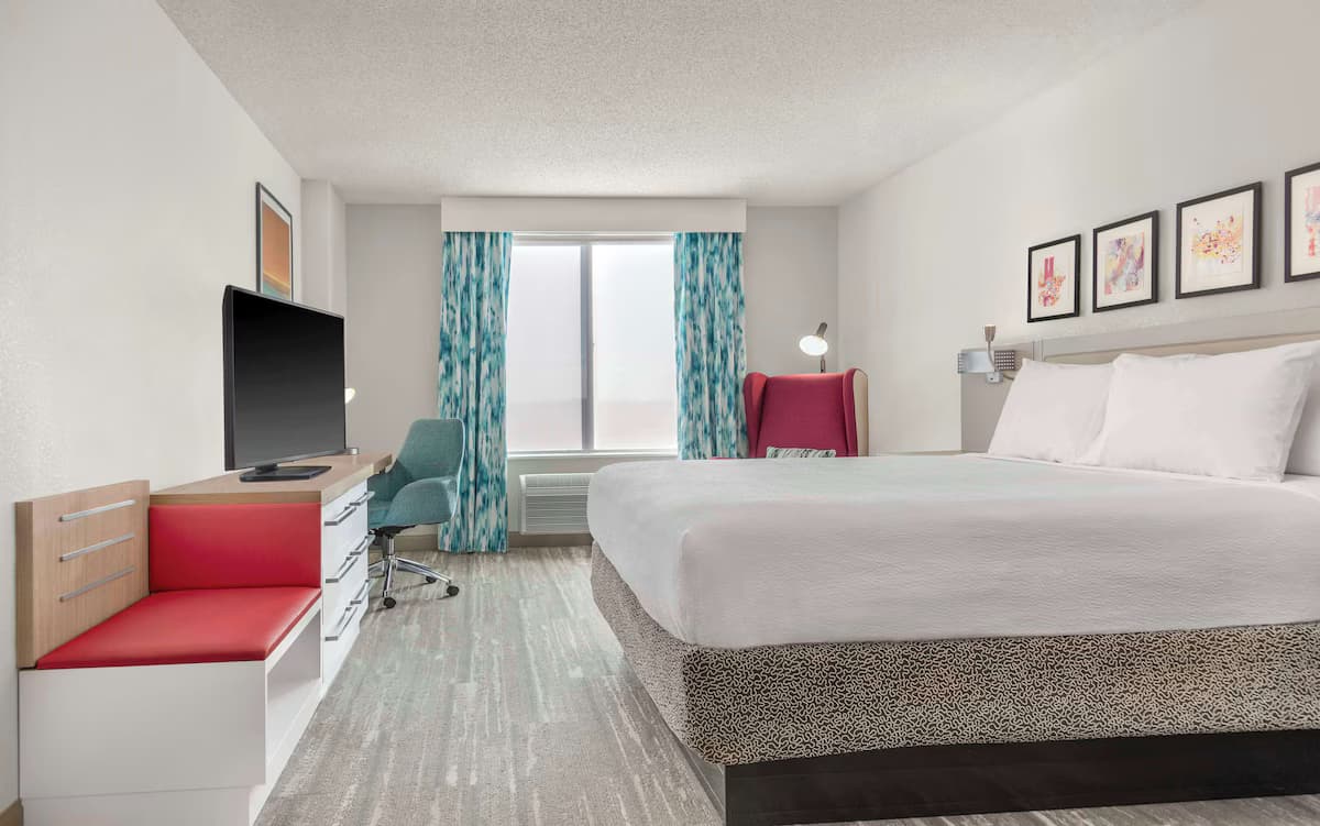Hilton Garden Inn Denver Airport - Image 6