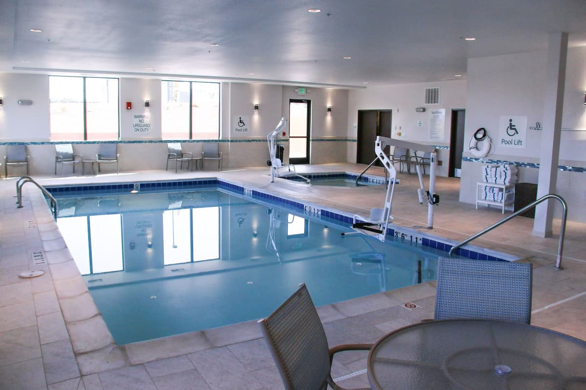 Holiday Inn & Suites Denver Tech Center-Centennial by IHG - Image 9