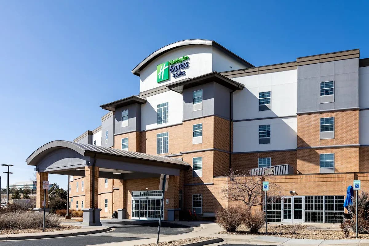 Holiday Inn Express & Suites Englewood Denver South by IHG - Image 1