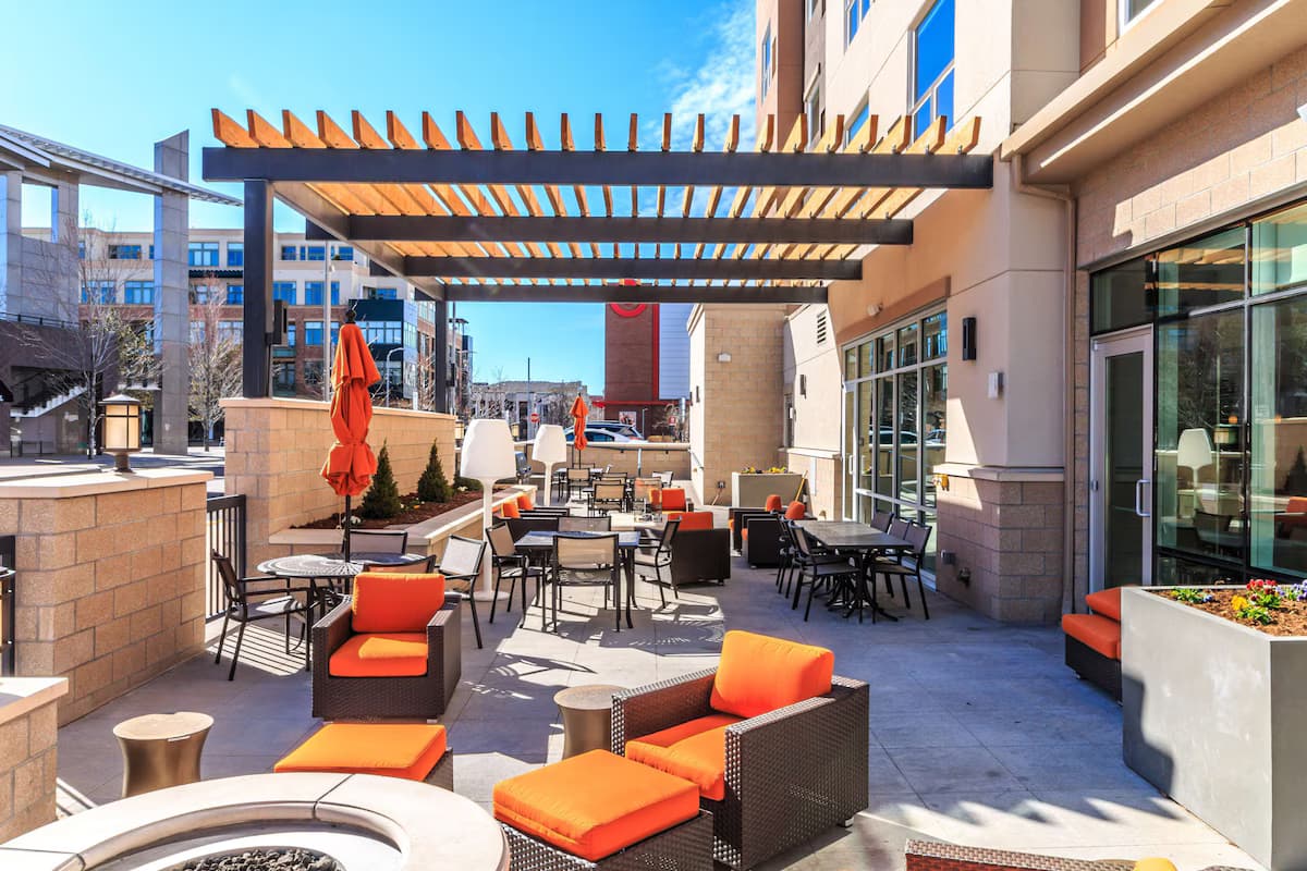 Hyatt House Denver/Lakewood at Belmar - Image 8