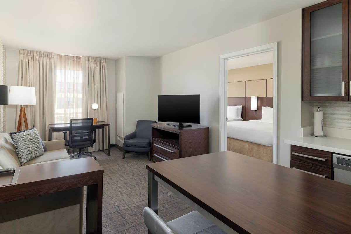 Residence Inn by Marriott Denver Central Park - Image 3