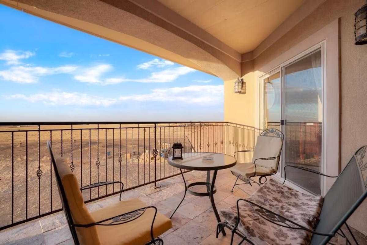 Summit Villa B&B - Image 7