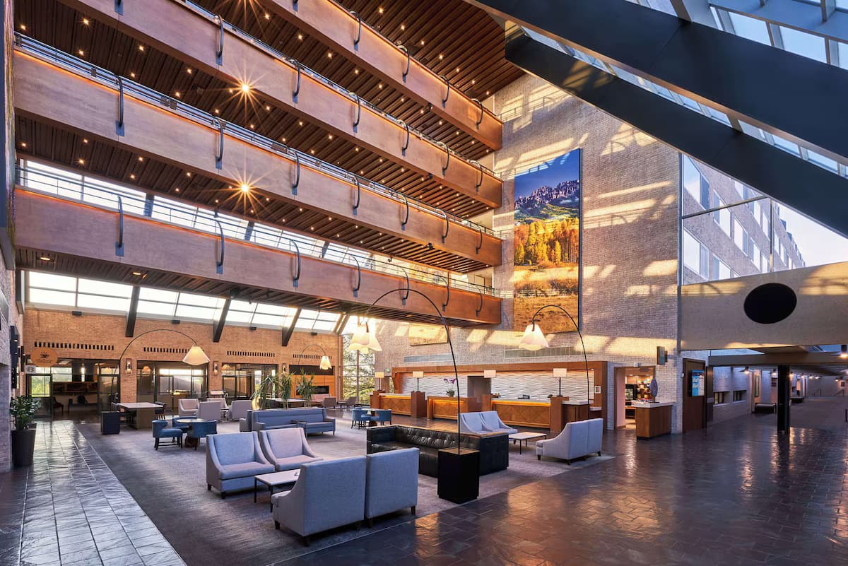 The Inverness Denver, a Hilton Golf & Spa Resort - Image 2