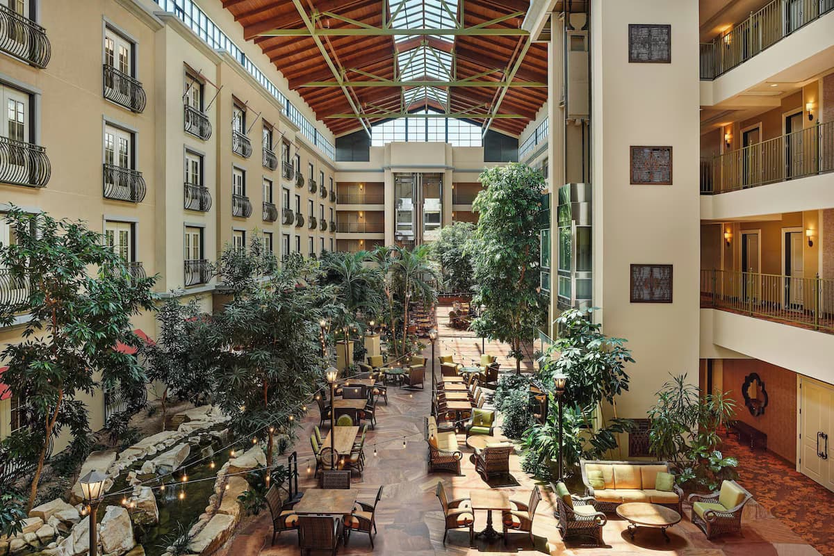 Woolley’s Classic Suites - Image 3