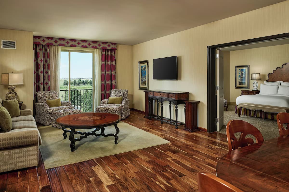 Woolley’s Classic Suites - Image 5