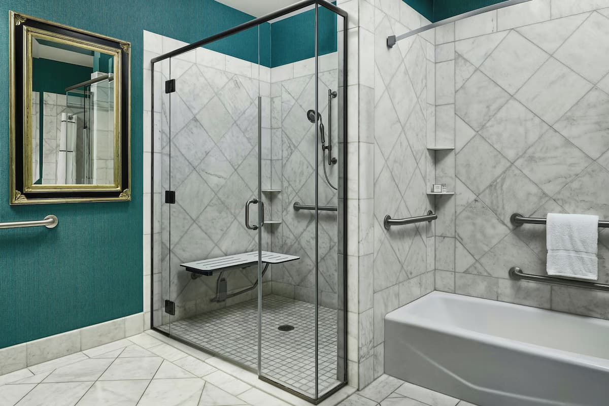 Woolley’s Classic Suites - Image 9